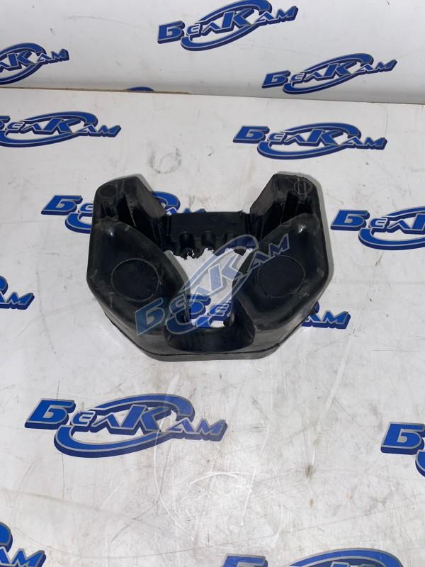 Подушка опоры двигателя задней БРТ 5320-1001051