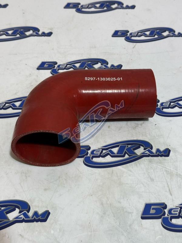 Патрубок 025 НефАЗ силикон 5297-1303025-01